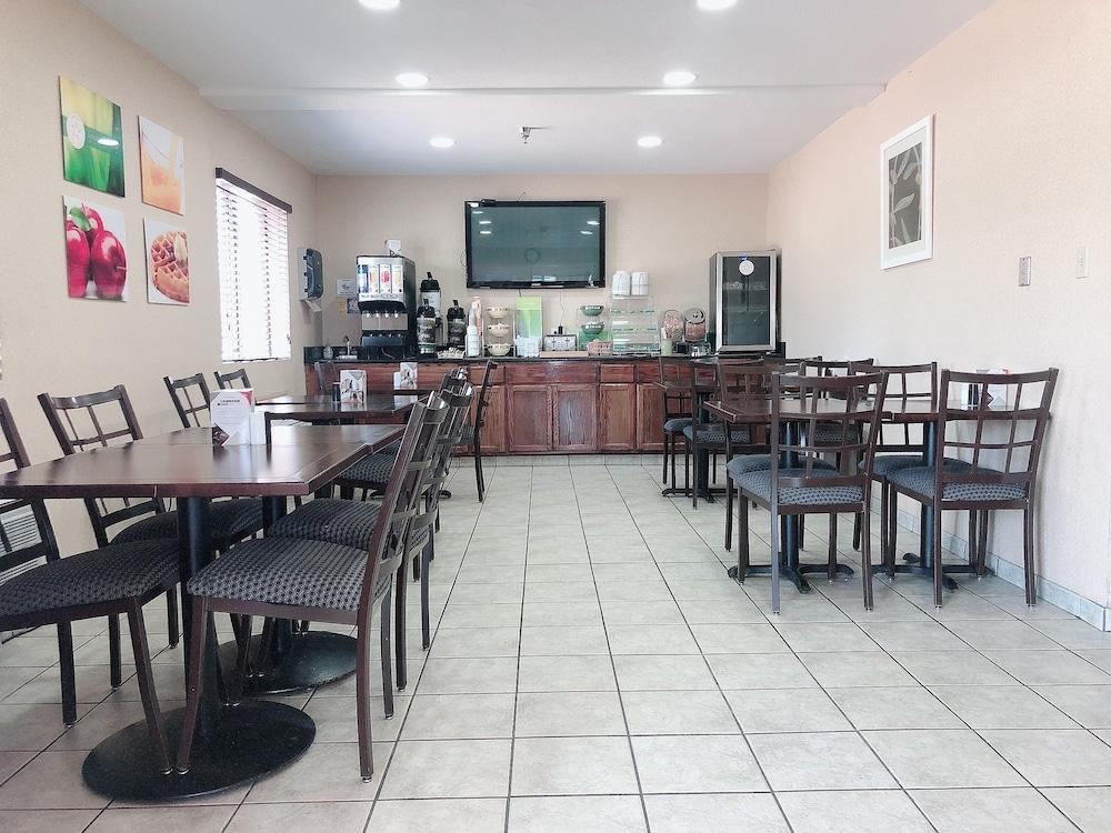 Quality Inn I-70 At Wanamaker Τοπέκα Εξωτερικό φωτογραφία