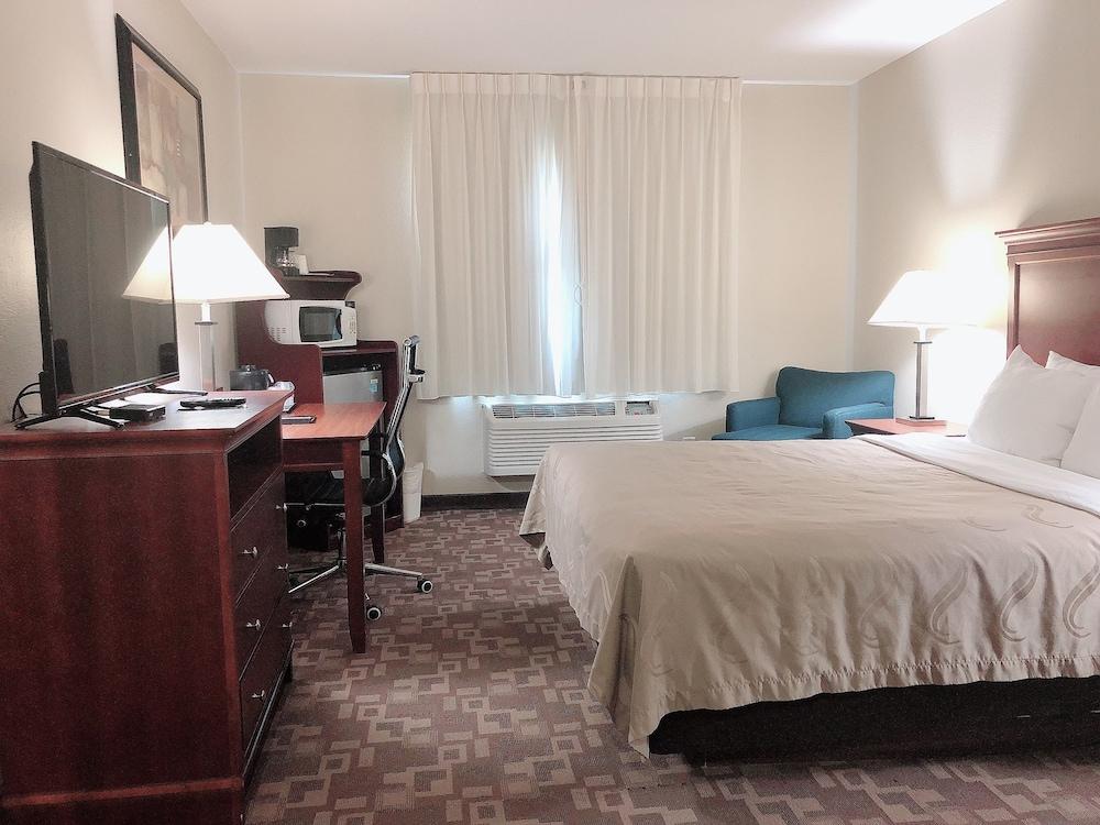 Quality Inn I-70 At Wanamaker Τοπέκα Εξωτερικό φωτογραφία