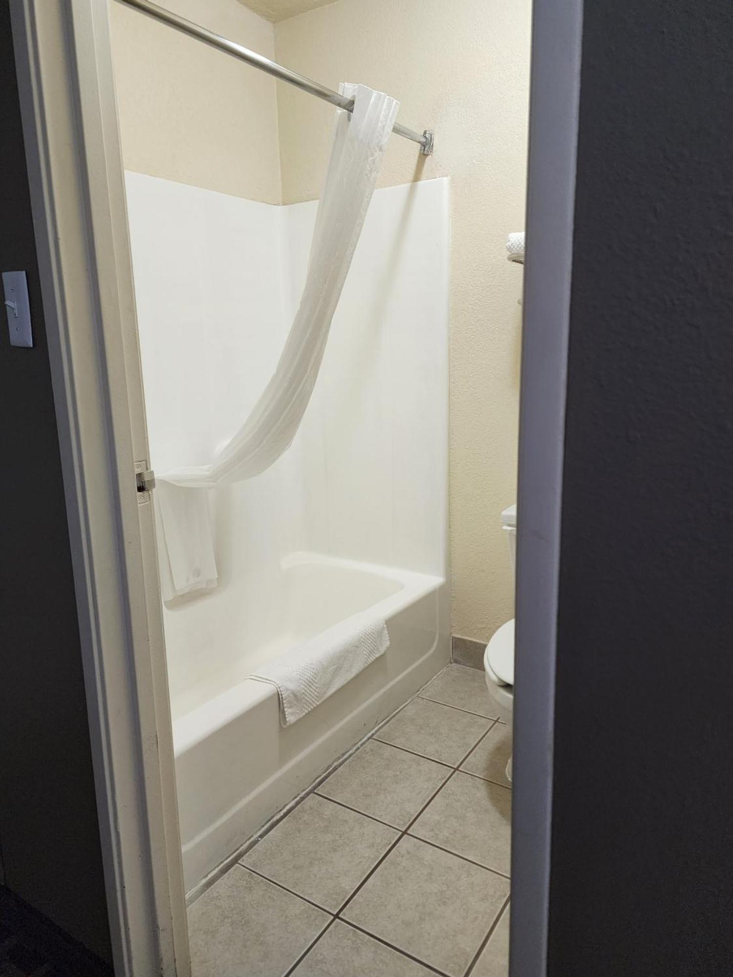 Quality Inn I-70 At Wanamaker Τοπέκα Εξωτερικό φωτογραφία