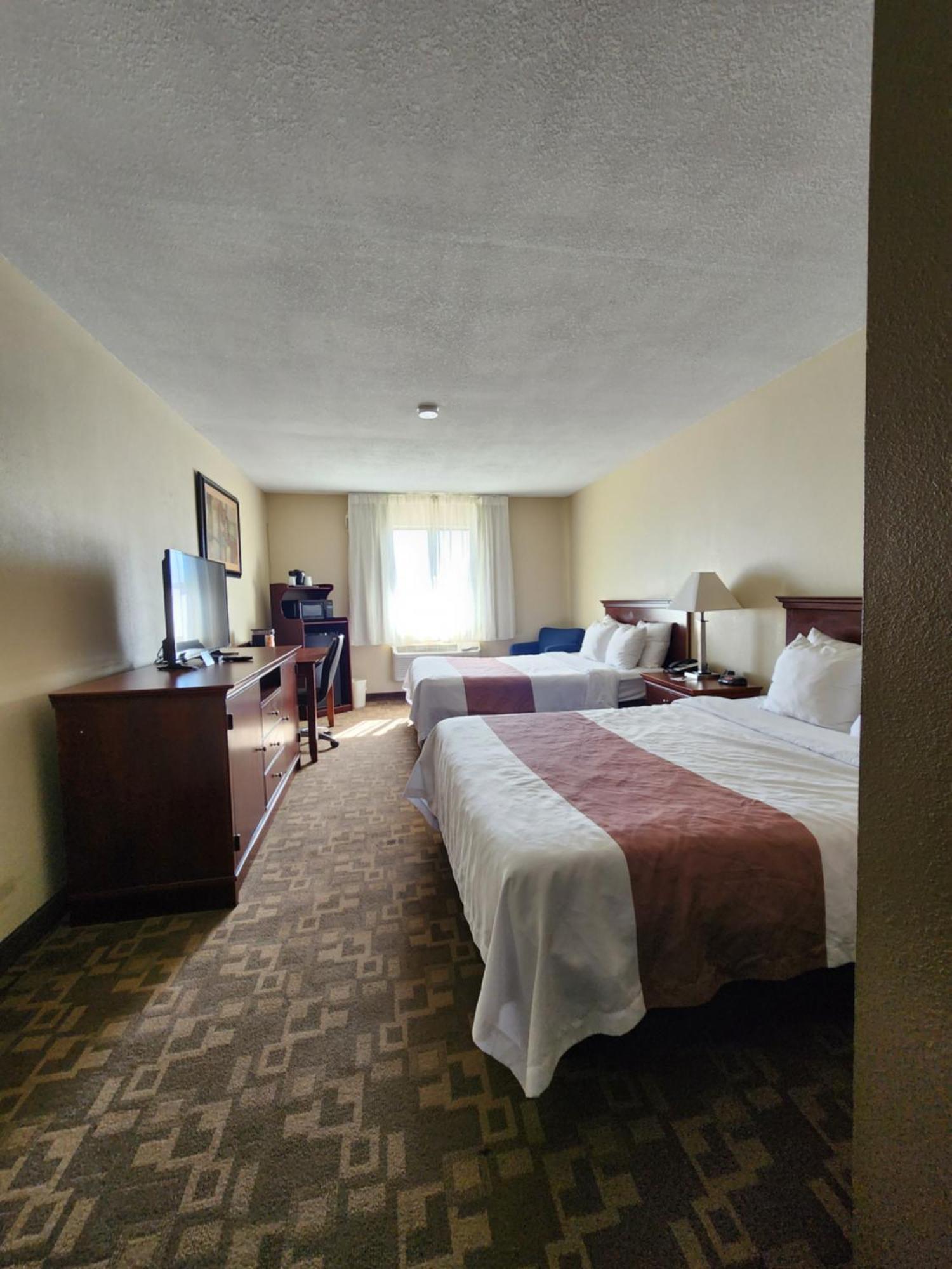 Quality Inn I-70 At Wanamaker Τοπέκα Εξωτερικό φωτογραφία