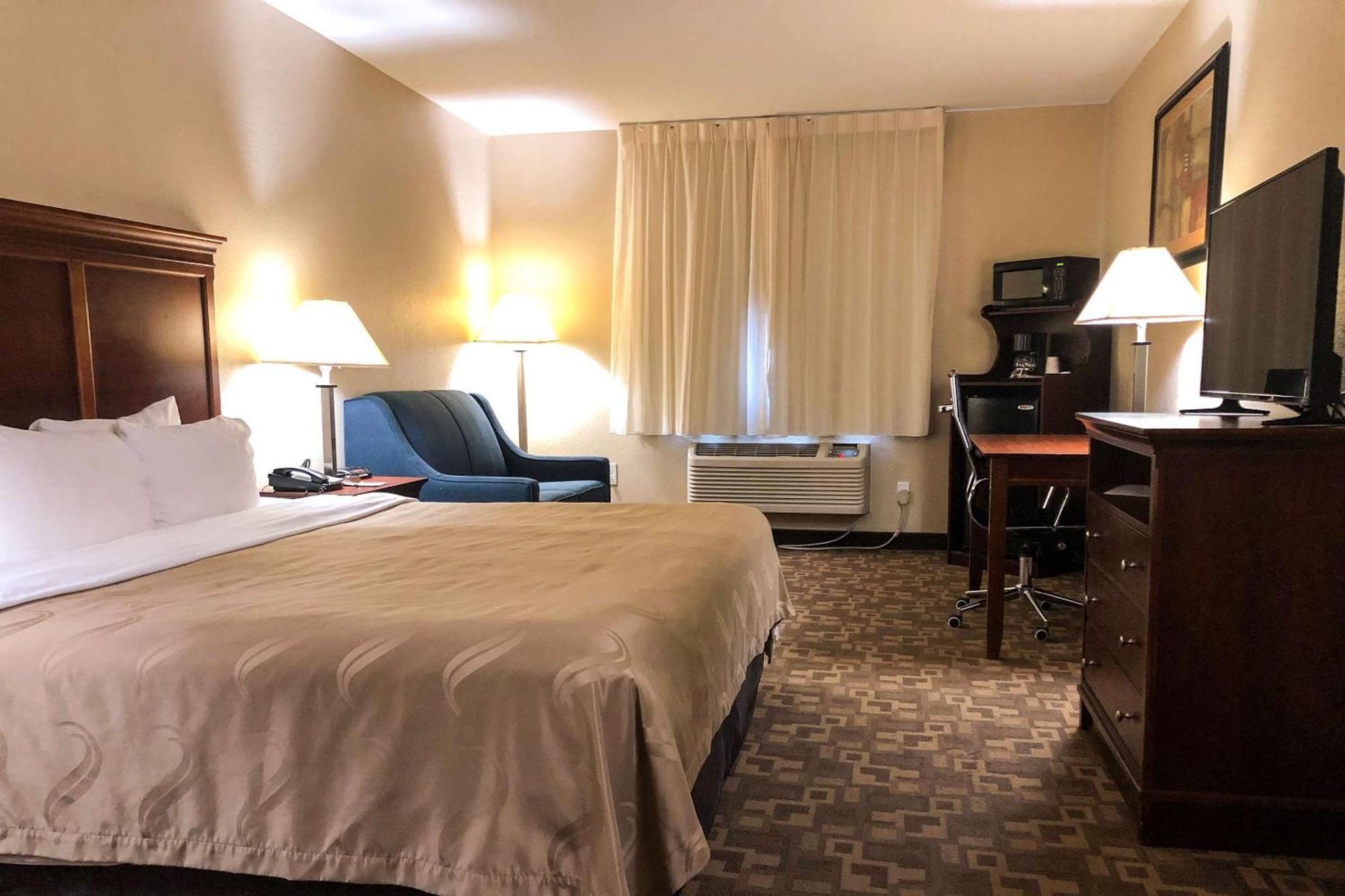 Quality Inn I-70 At Wanamaker Τοπέκα Εξωτερικό φωτογραφία