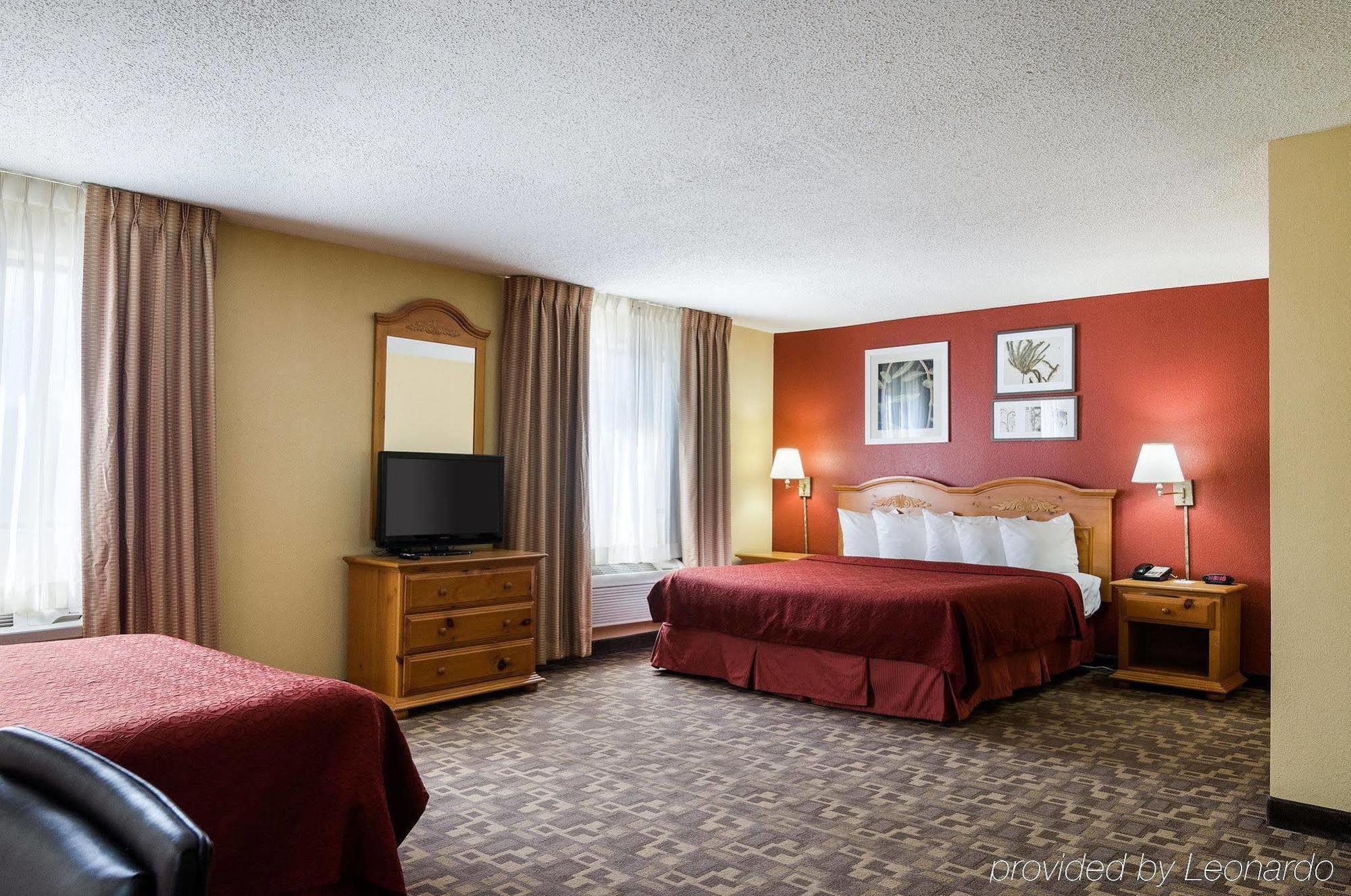 Quality Inn I-70 At Wanamaker Τοπέκα Εξωτερικό φωτογραφία