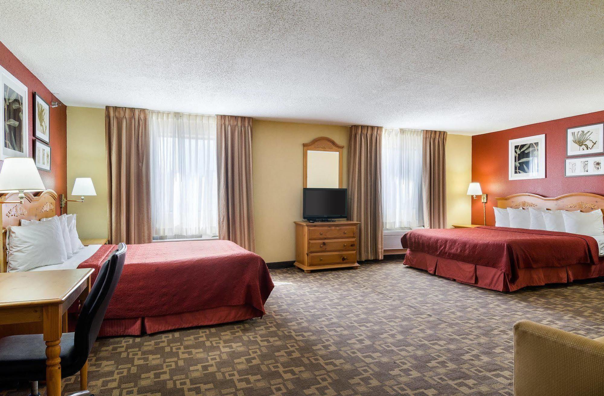Quality Inn I-70 At Wanamaker Τοπέκα Εξωτερικό φωτογραφία