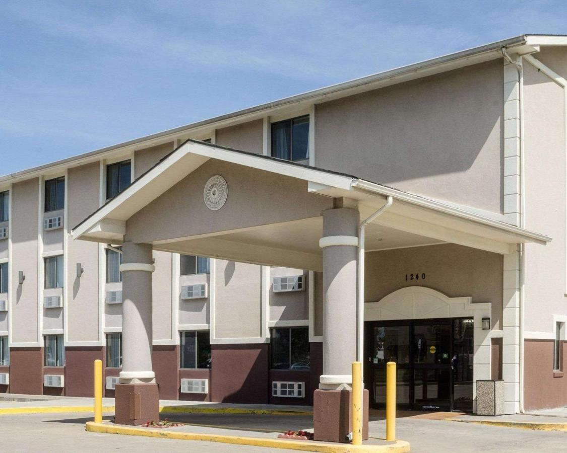 Quality Inn I-70 At Wanamaker Τοπέκα Εξωτερικό φωτογραφία